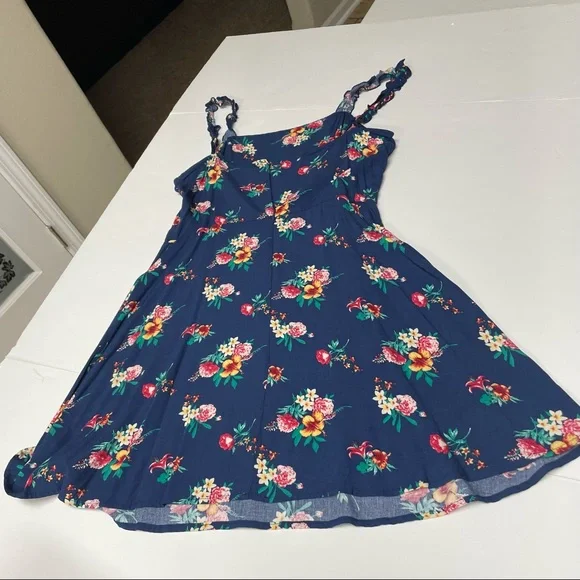 Society + Stitch Summer Dress Sz Large Blue Floral - Picture 12 of 15